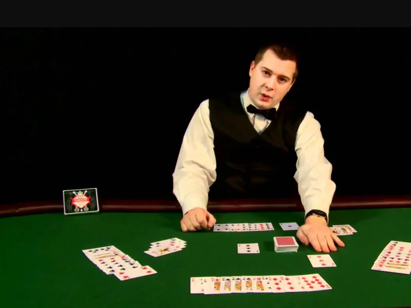 Hướng dẫn đặt tiền cược khi chơi Canasta Poker